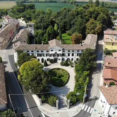 Hotel Di 3*